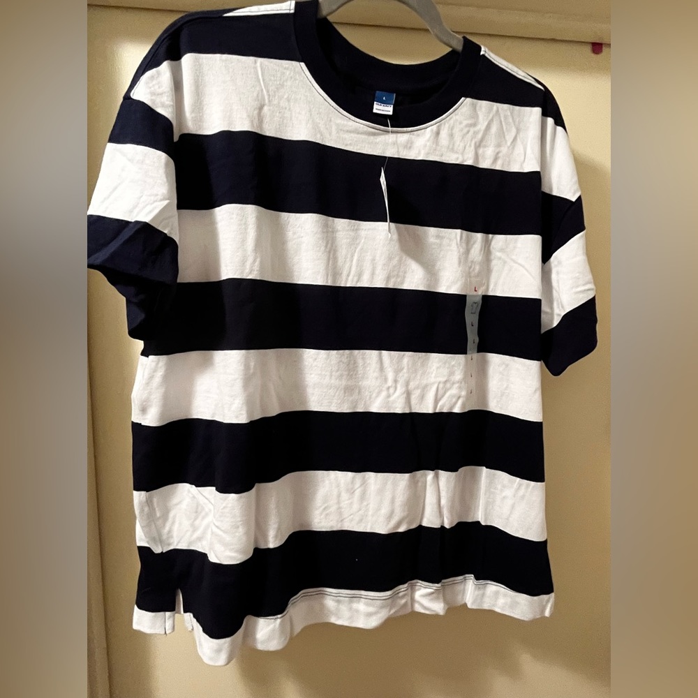 Old Navy NWT Striped Short Sleeve Tee Navy and White size Large